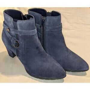 ANNE KLEIN Women's Chelsey iflex Navy Blue Suede Ankle Boots Heels Size 6 M GUC